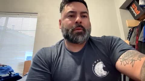 Snapshot of suavecito67 chatting on 12.12.24 suavecito67 online show from 12.12.24