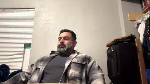 Snapshot of suavecito67 chatting on 02.08.25 suavecito67 online show from 02.08.25