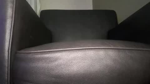 Snapshot of sub_boy221059 chatting on 12.16.25 sub_boy221059 online show from 12.16.25