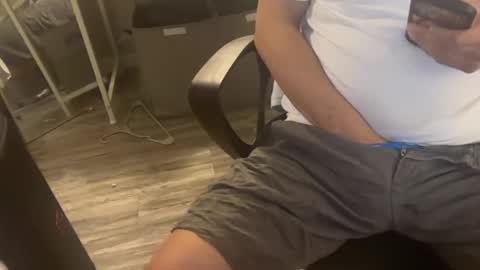 Snapshot of sub_boy221059 chatting on 04.01.26 sub_boy221059 online show from 04.01.26