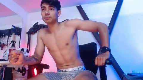 Snapshot of subarashi_ishi69 chatting on 09.28.25 subarashi_ishi69 online show from 09.28.25