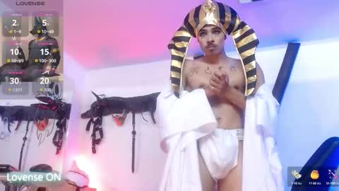 Snapshot of subarashi_ishi69 chatting on 10.15.25 subarashi_ishi69 online show from 10.15.25