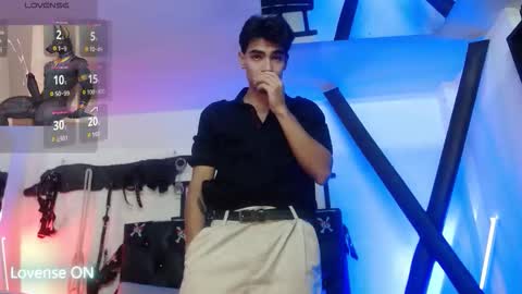 Snapshot of subarashi_ishi69 chatting on 11.03.25 subarashi_ishi69 online show from 11.03.25