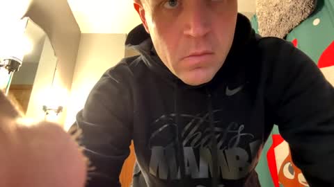 submissivebrett381 online show from 03.19.26