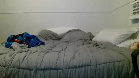 Snapshot of submissivegold chatting on 02.17.26 submissivegold online show from 02.17.26