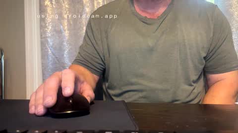 Snapshot of submusclecam2025 chatting on 10.24.25 submusclecam2025 online show from 10.24.25