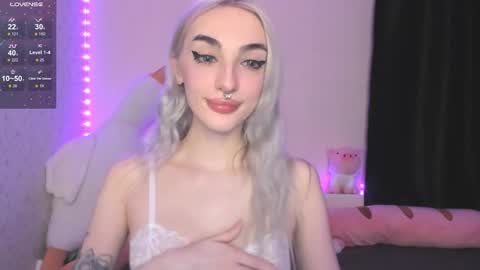 Chloe online show from 11.28.25