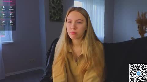 Snapshot of succubelle chatting on 10.08.25 Eda online show from 10.08.25