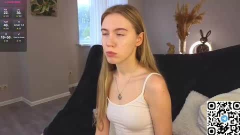 Snapshot of succubelle chatting on 10.09.25 Eda online show from 10.09.25