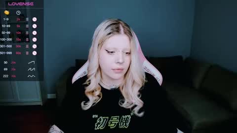 succubus_leslie online show from 02.20.25