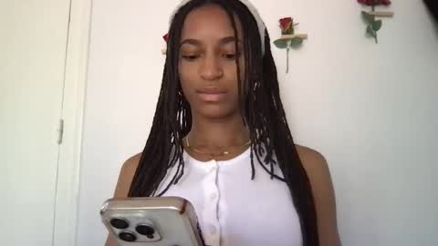 Snapshot of succubussirena chatting on 05.28.26 Succubus Sirena online show from 05.28.26