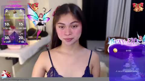 Snapshot of suckablechick chatting on 01.01.25 Marry online show from 01.01.25