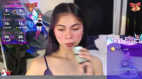 Snapshot of suckablechick chatting on 01.14.25 Marry online show from 01.14.25
