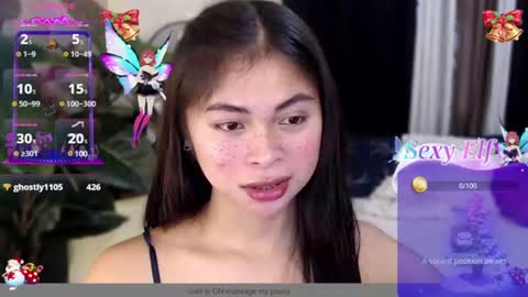 Snapshot of suckablechick chatting on 01.15.25 Marry online show from 01.15.25