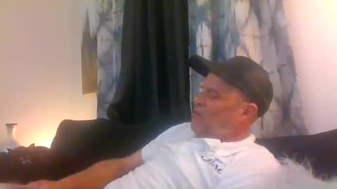 Snapshot of suckitu812 chatting on 01.07.26 SUCKITU812 online show from 01.07.26