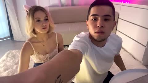 Snapshot of sue_star chatting on 02.15.25 Emmy online show from 02.15.25