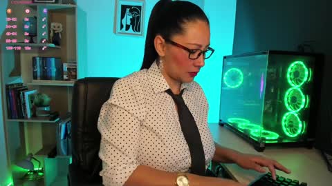 Andrea online show from 01.13.25