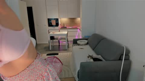 Kinga online show from 11.28.25