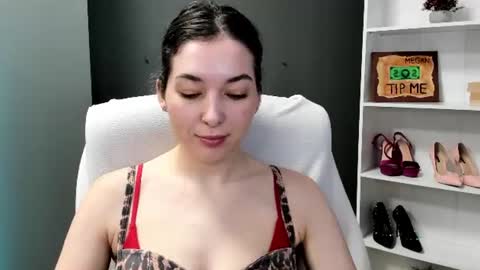 Snapshot of sugar_xmegan chatting on 06.19.26 Megan online show from 06.19.26