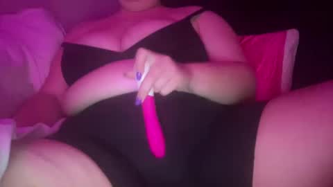 Snapshot of sugarbabeepay18 chatting on 02.04.25 sugarbabeepay18 online show from 02.04.25