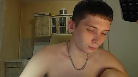 Snapshot of sugarbutter_ chatting on 12.09.24 MY FANSLY online show from 12.09.24