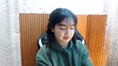 Sugar online show from 02.12.25
