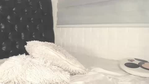 Jess online show from 12.22.24