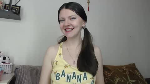 SugarTati online show from 10.20.25