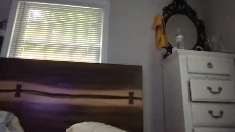 sugarwhite11 online show from 10.07.25