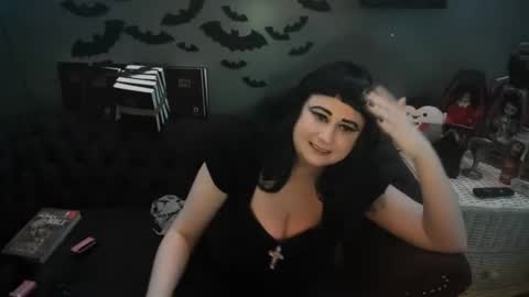 Snapshot of sugary_sweet chatting on 12.24.24 Sugary online show from 12.24.24