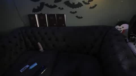 Snapshot of sugary_sweet chatting on 01.17.25 Sugary online show from 01.17.25