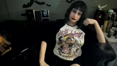 Snapshot of sugary_sweet chatting on 10.16.25 Sugary online show from 10.16.25