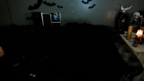 Snapshot of sugary_sweet chatting on 10.17.25 Sugary online show from 10.17.25