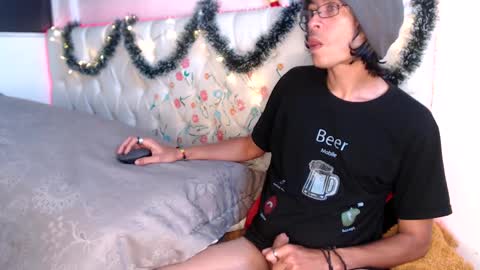 suggabrown_ online show from 01.01.25