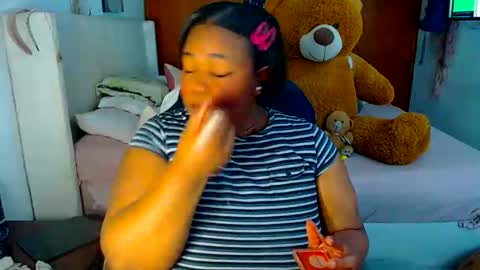 Snapshot of suggarbaby1 chatting on 02.26.26 Cami Back in 2 hours online show from 02.26.26