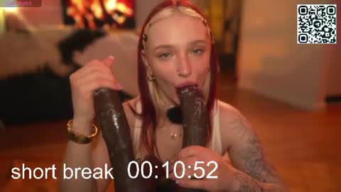 Snapshot of suk_ki chatting on 06.21.26 Lika ginger Jessy blond online show from 06.21.26