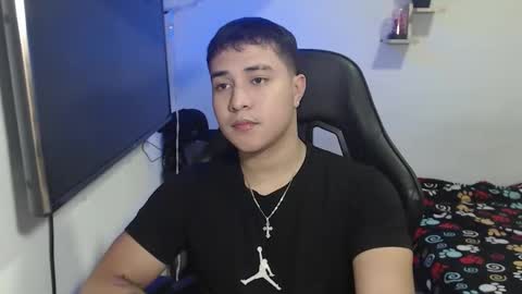 Snapshot of sully50126 chatting on 10.08.25 sully50126 online show from 10.08.25