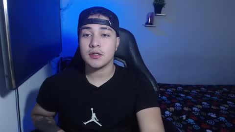 Snapshot of sully50126 chatting on 10.08.25 sully50126 online show from 10.08.25