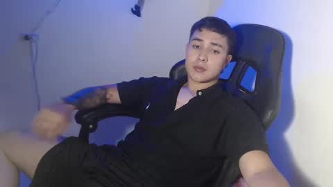 Snapshot of sully50126 chatting on 10.25.25 sully50126 online show from 10.25.25