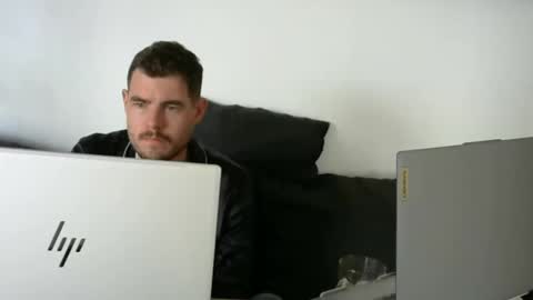 The Sultan online show from 09.15.25