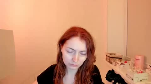 Snapshot of summer_preston chatting on 12.17.24 Summer Preston online show from 12.17.24