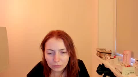 Snapshot of summer_preston chatting on 12.17.24 Summer Preston online show from 12.17.24