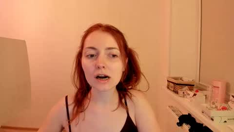 Snapshot of summer_preston chatting on 12.25.24 Summer Preston online show from 12.25.24