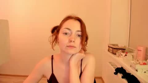 Snapshot of summer_preston chatting on 12.29.24 Summer Preston online show from 12.29.24