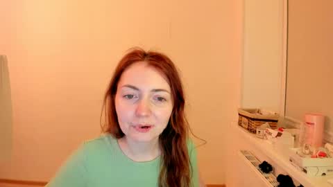 Snapshot of summer_preston chatting on 01.05.25 Summer Preston online show from 01.05.25