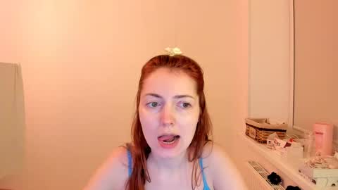 Snapshot of summer_preston chatting on 01.14.25 Summer Preston online show from 01.14.25