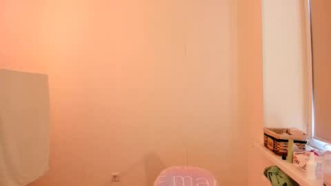 Snapshot of summer_preston chatting on 02.21.25 Summer Preston online show from 02.21.25