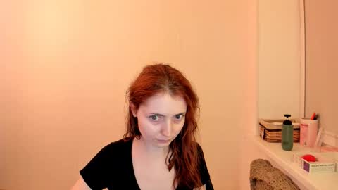 Snapshot of summer_preston chatting on 10.06.25 Summer Preston online show from 10.06.25