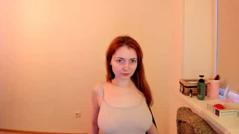 Snapshot of summer_preston chatting on 10.12.25 Summer Preston online show from 10.12.25