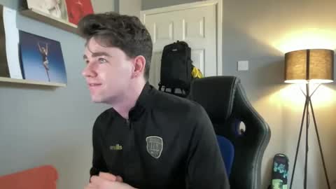 Summer Boy online show from 04.27.26